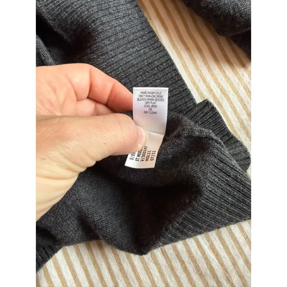 Banana Republic 100% Extra Fine Merino Wool Sweater
